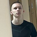 Динияр, 18 лет