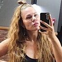 Неизвестно, 37 лет