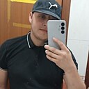 Михаил, 32 года