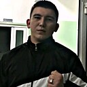 Дамир, 24 года