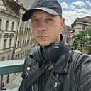Мир, 29 лет
