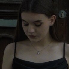 Фотография девушки Полина, 18 лет из г. Лермонтов