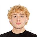 Максим, 18 лет