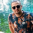 Денис, 33 года