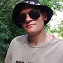 Максим, 22 года