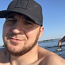 Умар, 32 года