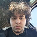 Артем, 22 года
