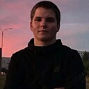 Максим, 24 года