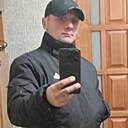 Ден, 42 года