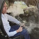 John, 33 года