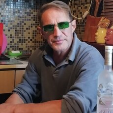 Олег, 54 из г. Москва.