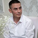 Денис, 33 года