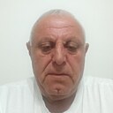 Аро, 65 лет