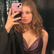 Екатерина, 18 из г. Москва.