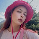 София, 21 год