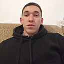 Артем, 24 года