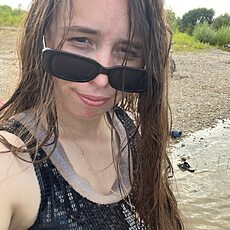 Фотография девушки Ярослава, 18 лет из г. Оренбург
