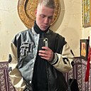 Виктор, 23 года