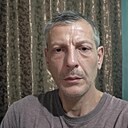 Король Лев, 49 лет