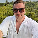 Михаил, 34 года