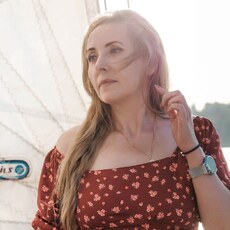 Анна, 40 из г. Саратов.