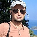 Maksim, 44 года
