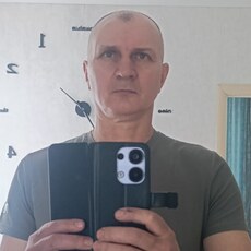 Andrey, 52 из г. Томск.
