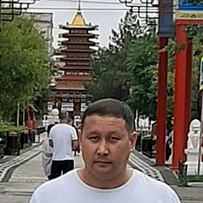 Фотография мужчины Владимир, 52 года из г. Элиста