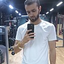 Бежан, 30 лет