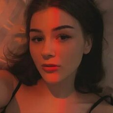 Фотография девушки Кристина, 19 лет из г. Первоуральск