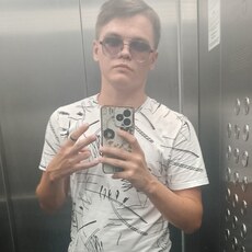 Фотография мужчины Max, 21 год из г. Воронеж