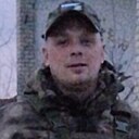На Связи, 33 года
