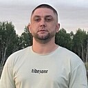 Михаил, 32 года