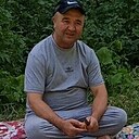 Тохир, 47 лет