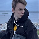 Максим, 27 лет