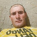 Сафархон, 42 года