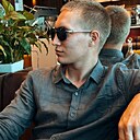 Артём, 22 года