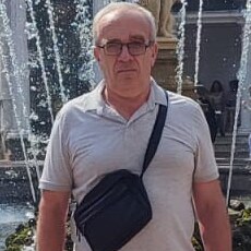 Валерий, 61 из г. Санкт-Петербург.