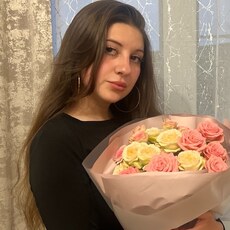 Фотография девушки Аделина, 25 лет из г. Москва