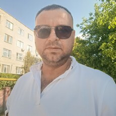 Фотография мужчины Dmitrii, 37 лет из г. Бельцы