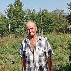 Анатолий, 66 из г. Лутугино.