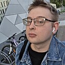 Михаил, 32 года