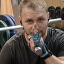 Он, 47 лет