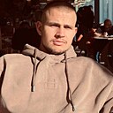 Нізар, 22 года