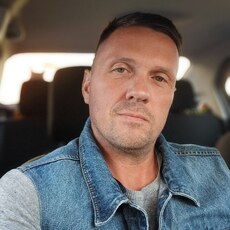 Андрей, 44 из г. Санкт-Петербург.