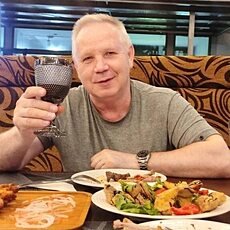 Фотография мужчины Vitaliy, 66 лет из г. Ташкент