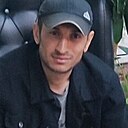 Без Имя, 33 года