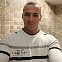 Михаил, 32 года