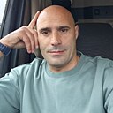 Cosmin, 44 года
