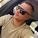 Денис, 33 года